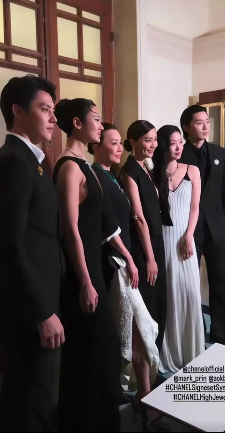 陈法拉与刘嘉玲，最新状态的同场！香港，出席香奈儿珠宝活动 