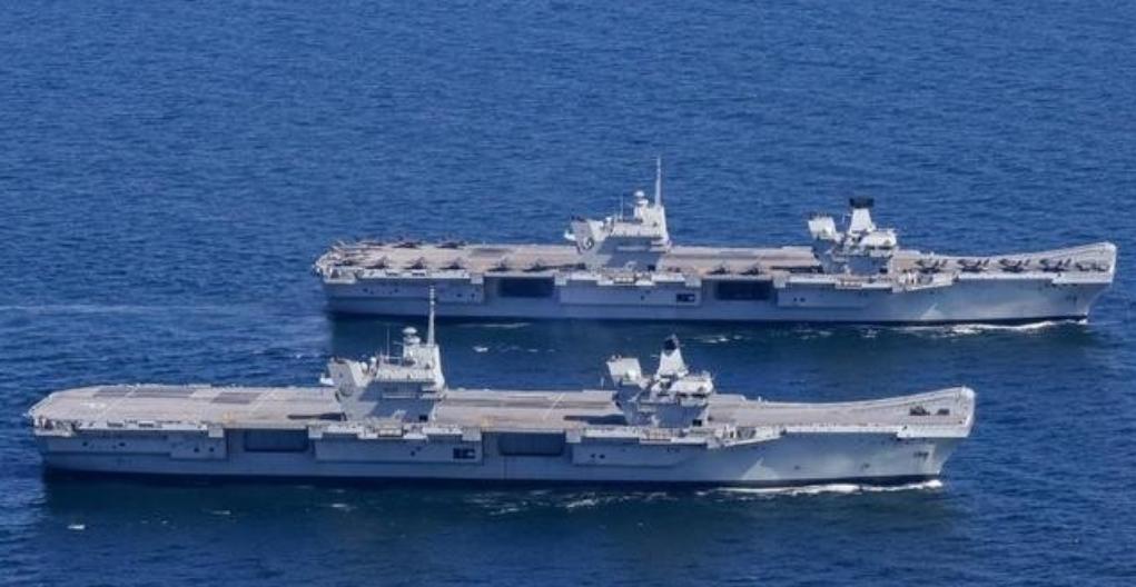 真被张召忠说中了？掏空国库建造的2艘航母，如今彻底沦为废铁。

军事评论家张召忠