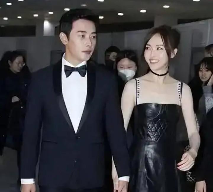 唐嫣罗晋离婚？网站传得沸沸扬扬，是真是假？说实话，我真没想到呢？某导演说唐嫣很能