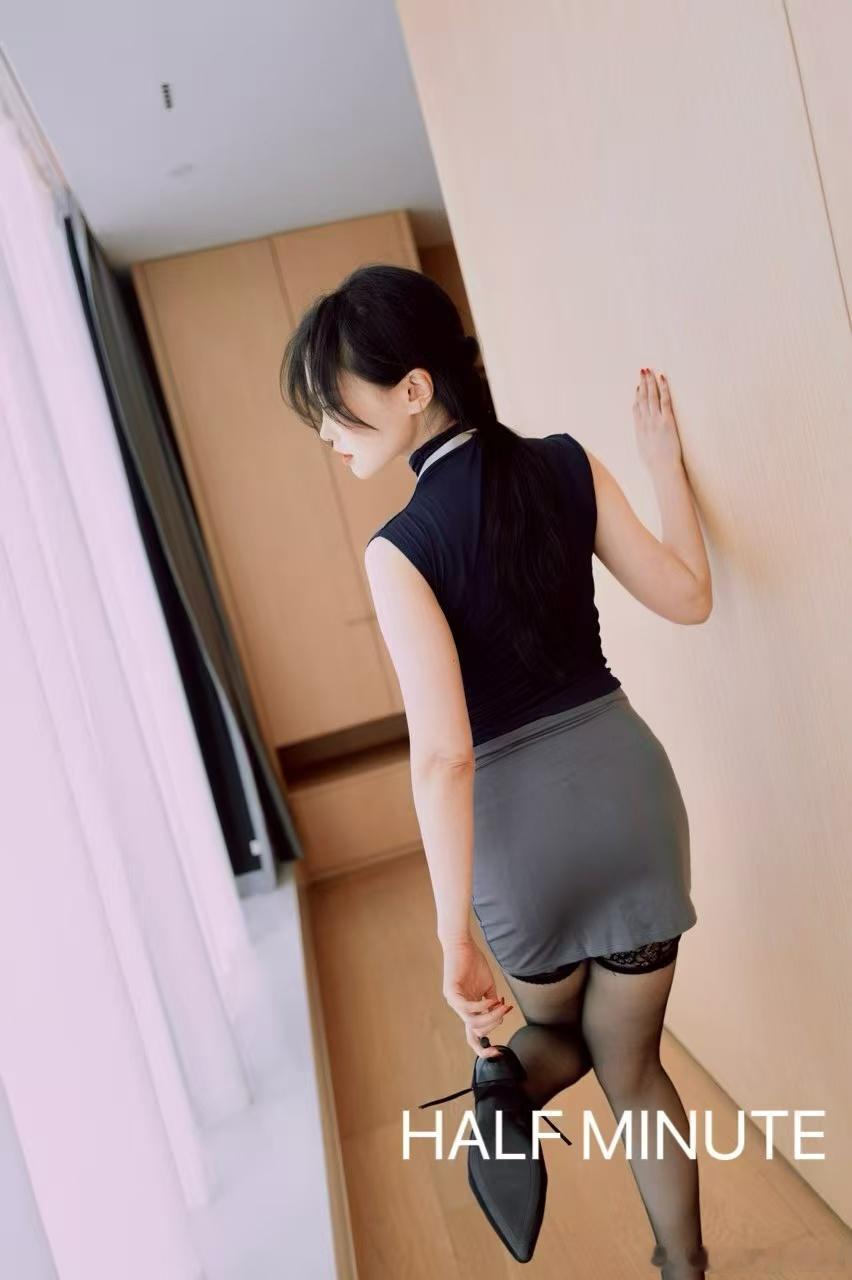 这也太绝了吧！！闺蜜发来的秘书款反馈图，辣得我直接存图😂🔥 