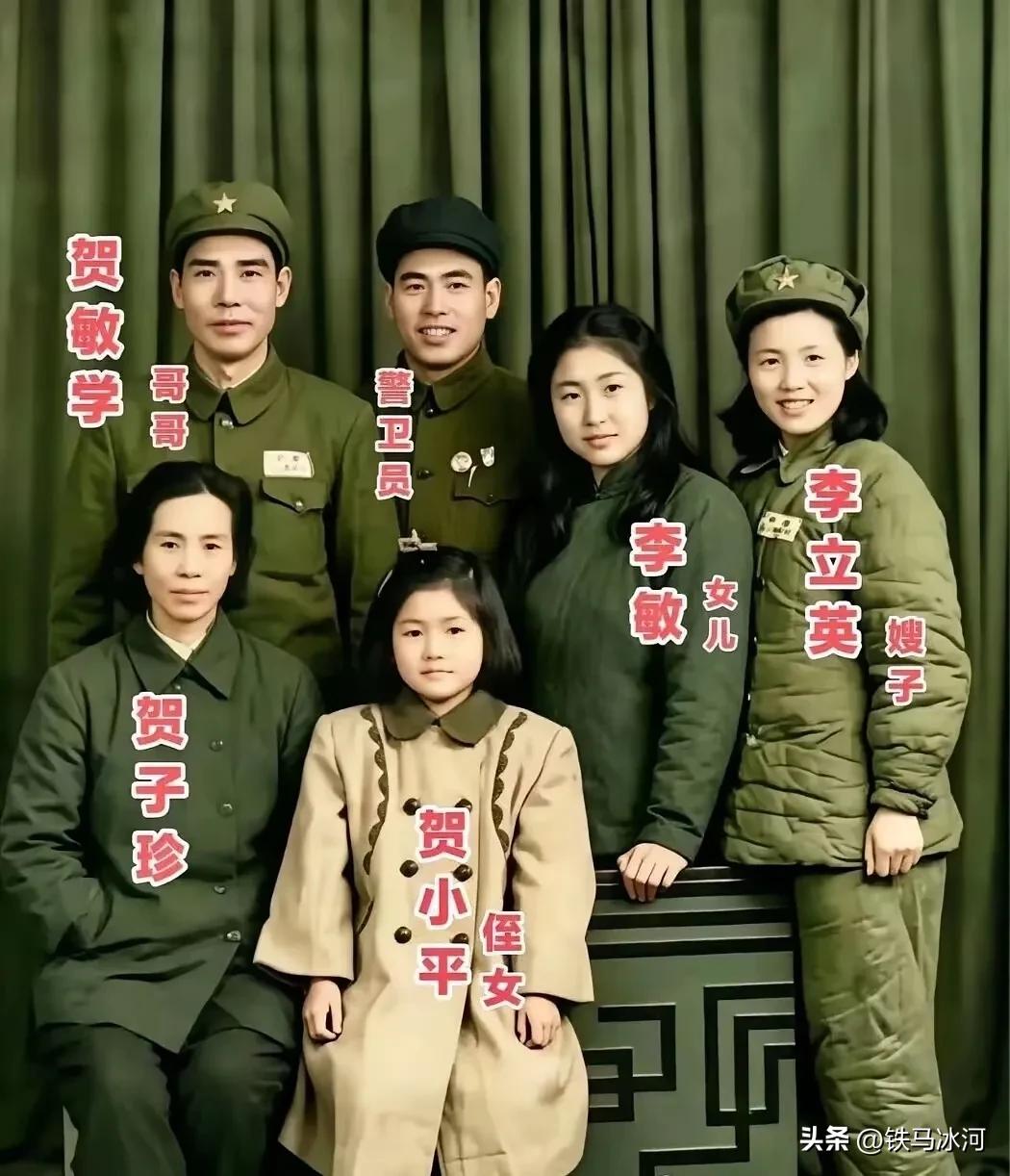 🍁1947年，贺子珍告别苏联，回到阔别10年的祖国。因为某些原因，原本8天的路