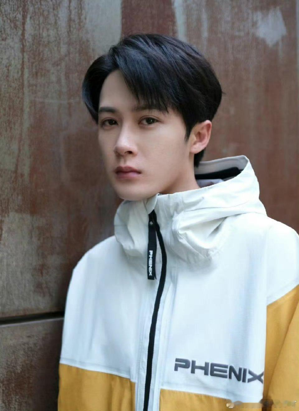 真好看呐！就算是很素的妆，檀健次也是神颜在线！[awsl][awsl][awsl