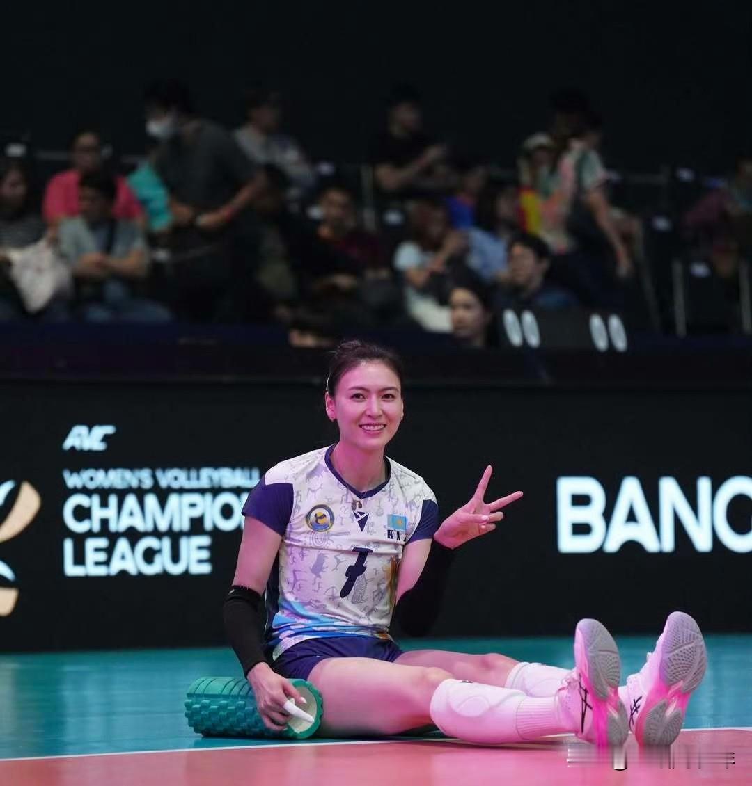 排球[超话]
💥 效力哲特苏的中国球员缪伊雯状态火热，全场斩获22分，位列全场