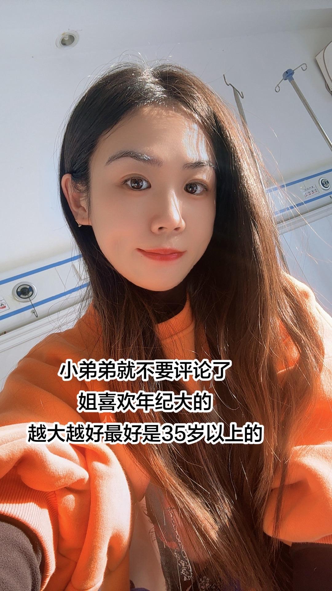 日子可以粗糙，时光可以不温柔，人心也可以凉薄，但你不能不爱自己。