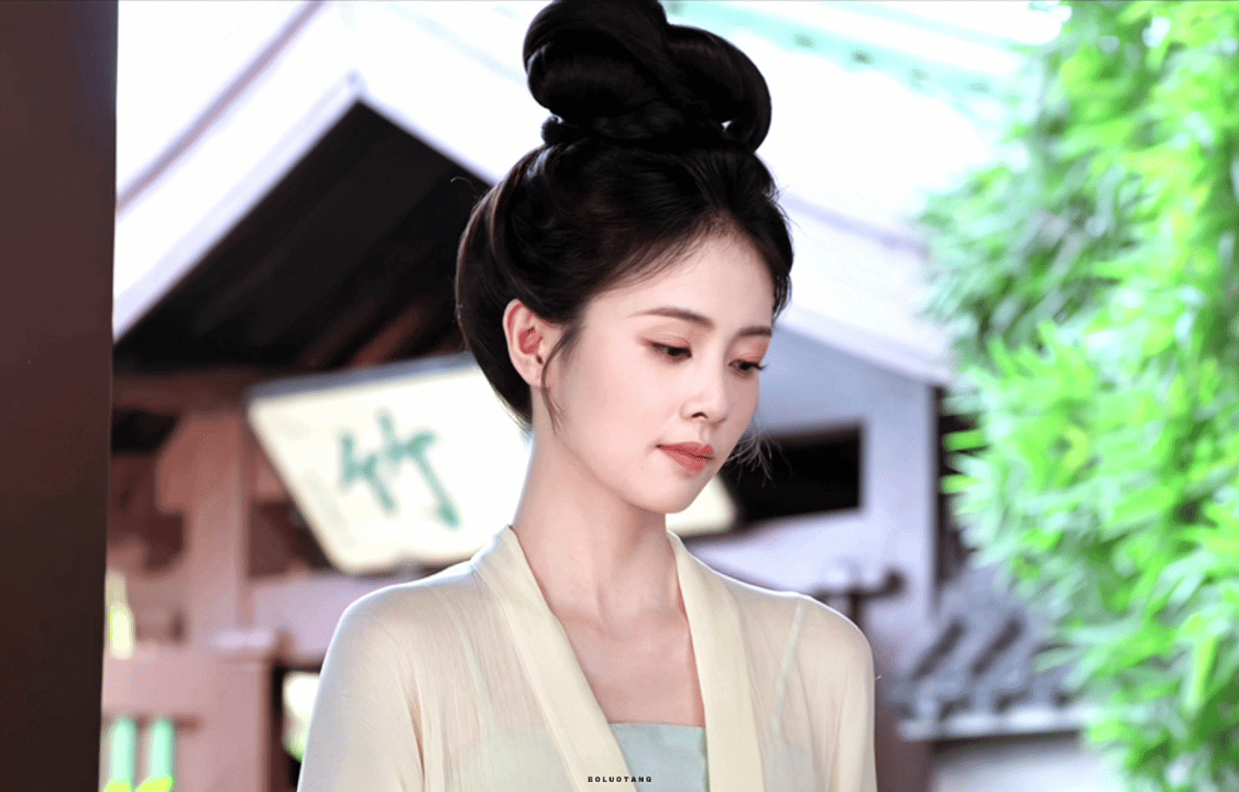 努力的人，终会被命运偏爱。坚持的人，终会被时光温柔以待。 
