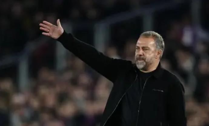 西甲最新积分榜巴萨稳居榜首，马竞力克瓦伦再追皇马有个数据让我挺震撼——这是他们自