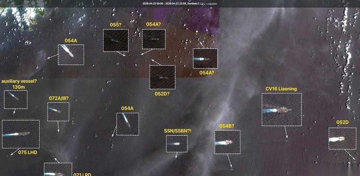 最近，一张由国外网友发布的南海卫星图，在社交平台上转疯了。
画面里，深蓝色的海面