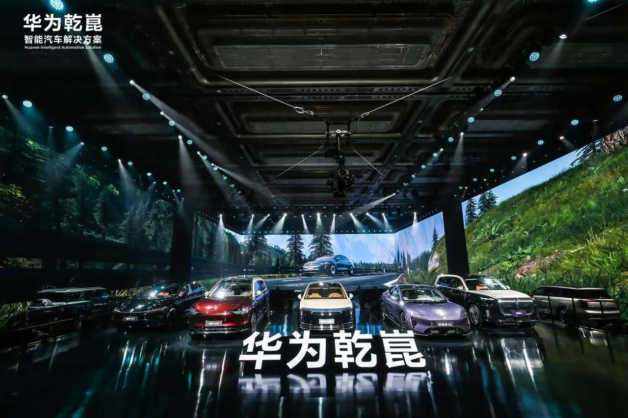 最近启境的伪装车路透图在圈内刷了屏，不少网友都拍到它在不同路段测试的身影，更关键