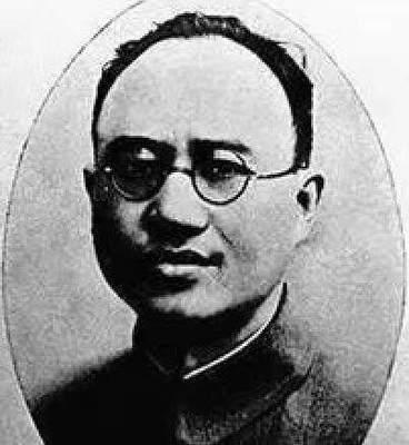 1925年11月23日，滦州车站的专列里，饶汉祥铺开纸笔，替郭松龄拟就了那封名噪