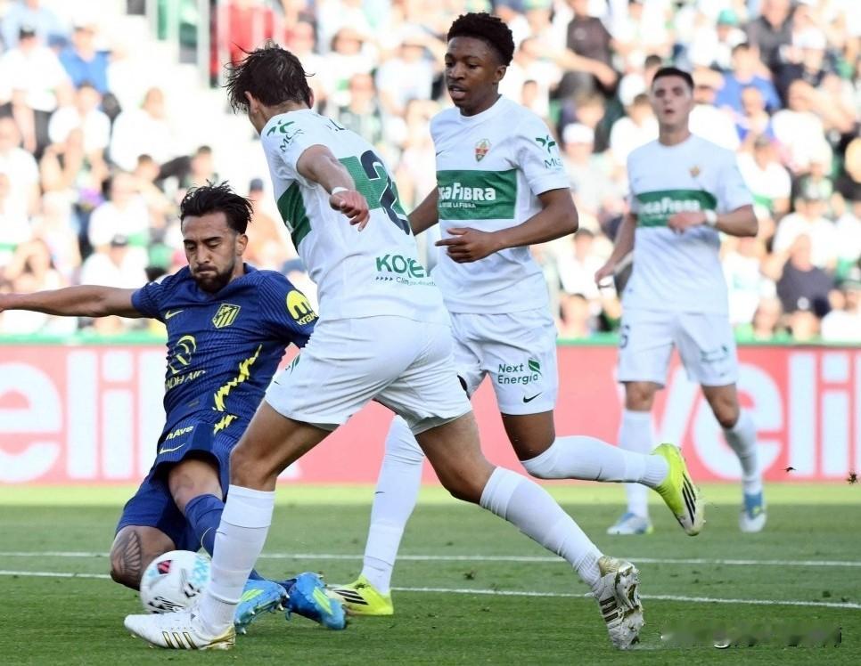 埃尔切 3-2 马德里竞技
北京时间4月23日凌晨1点30分，在马丁内斯 - 巴