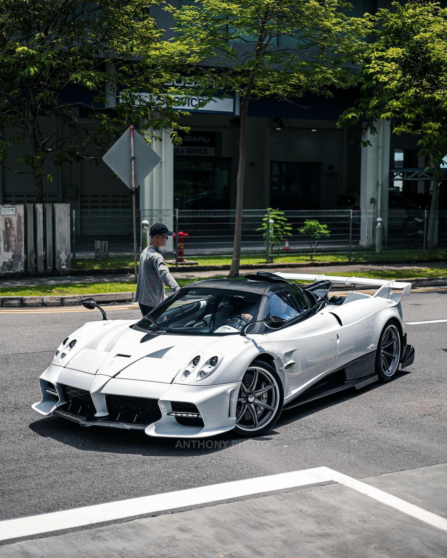 亚洲唯一一台Pagani Imola Roadster白骑士