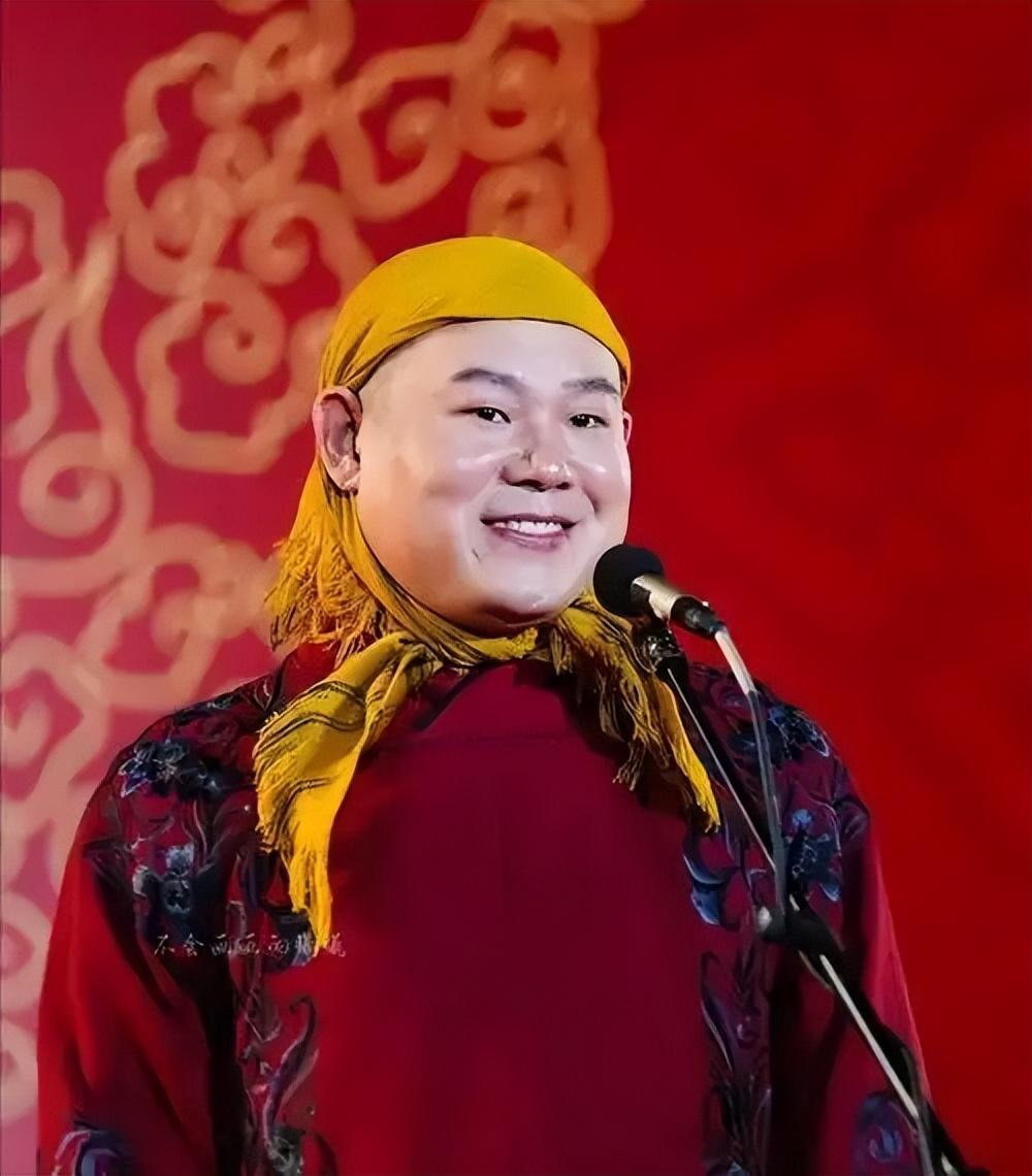 岳云鹏开演唱会网上骂声一片，预约人数却超万人。
 
网上骂的都是黑粉眼红的人，看