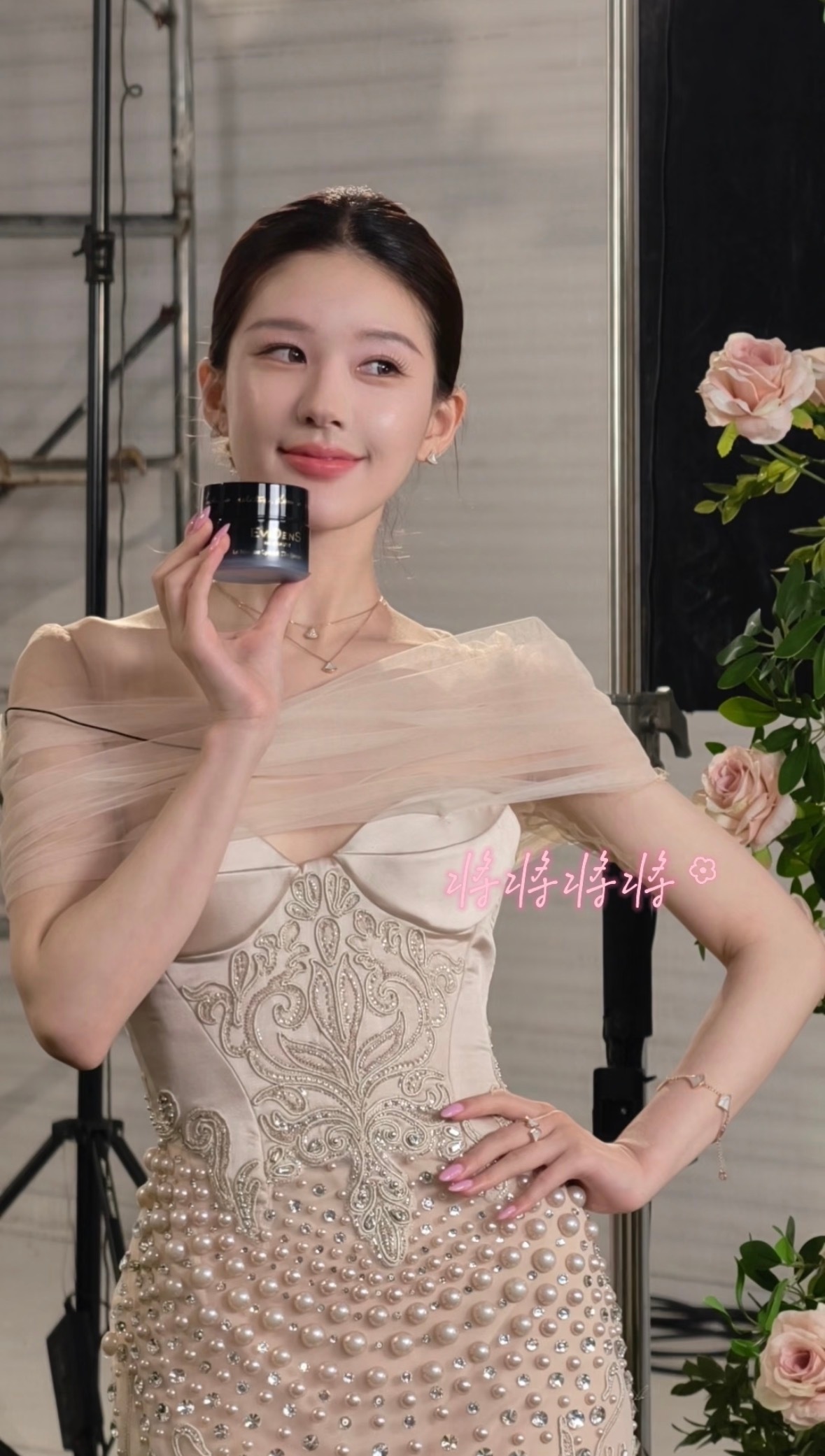 赵露思美晕了温婉又大气 好优越的骨相 ​​​