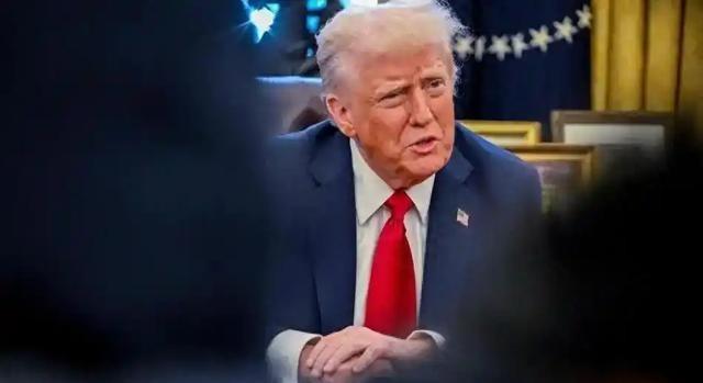 特朗普又不是美国永久的总统，只要下台，立马啥也不是。

上台后，特朗普的动作不少