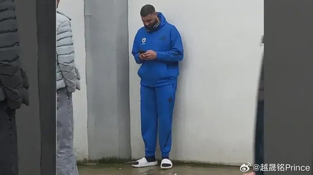 排球 ❌ 土耳其排球——费内巴切与埃尔文·恩加佩斯的解约：香烟是导火索吗？❌费内