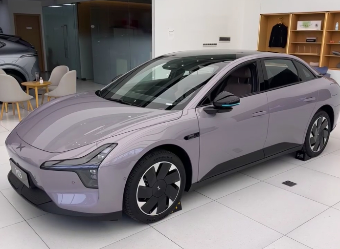 加速落地！小鹏汽车成立Robotaxi业务部，一级组织模式统筹产品、研发与运营。