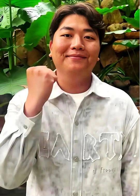 全红婵哥哥捐3万被骂“才这么点”，那张备注着融安灾区抽水泵的转账截图，最终还是败