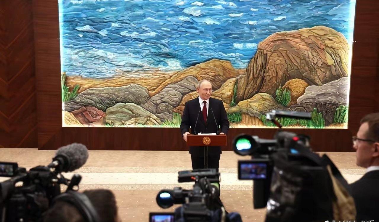 苏联的教训，今天依然刺眼
普京这番话其实点出了一个老问题：再强大的国家，如果开始