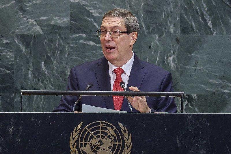 美国又耍霸道无赖花招！肆意伸出长臂四处打压，蛮横行径公然践踏他国底线！

当地时