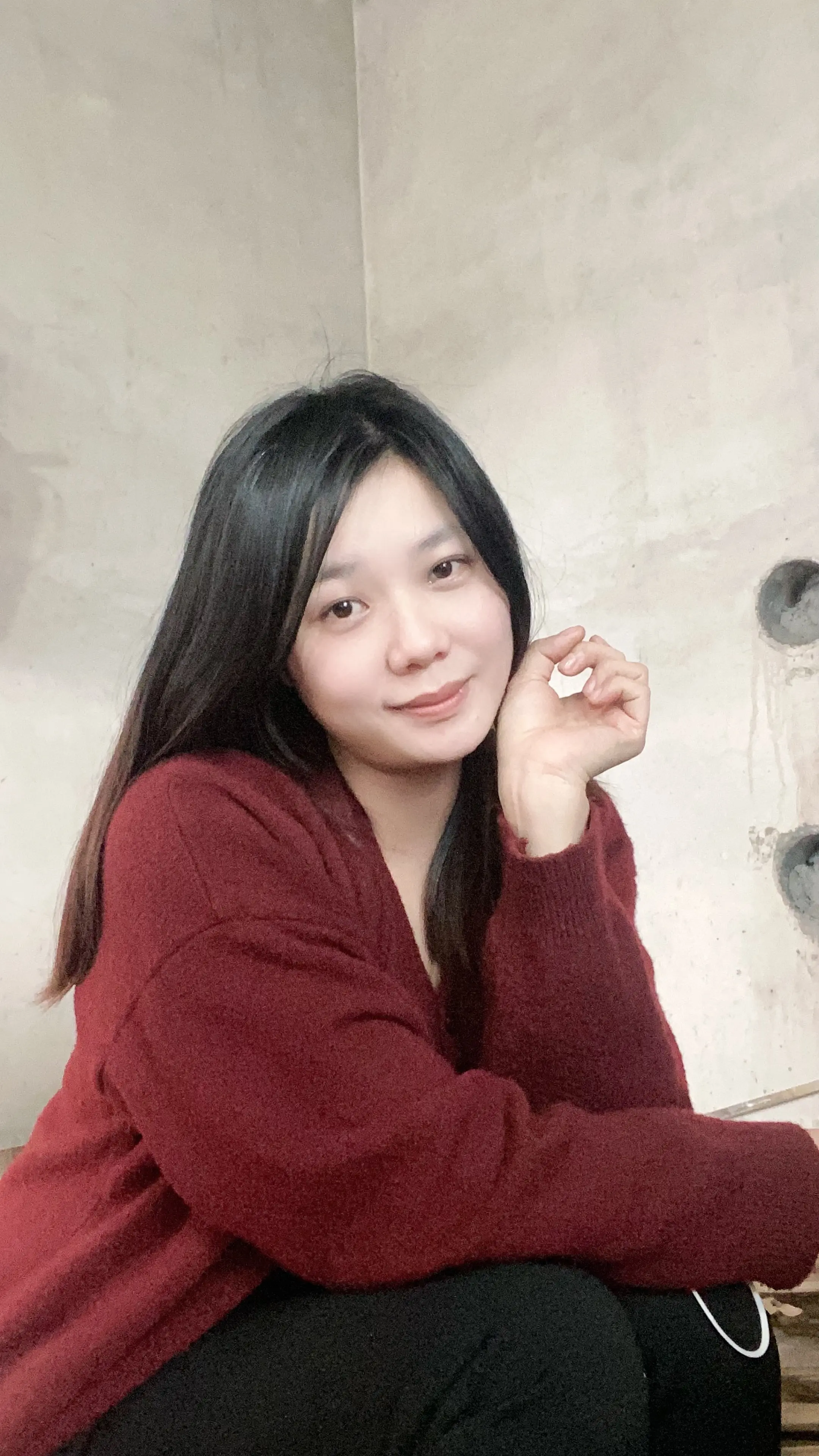 又开始降温了，我的手好冷 能不能 把我的的手 伸进你的钱包里 啊哈哈哈