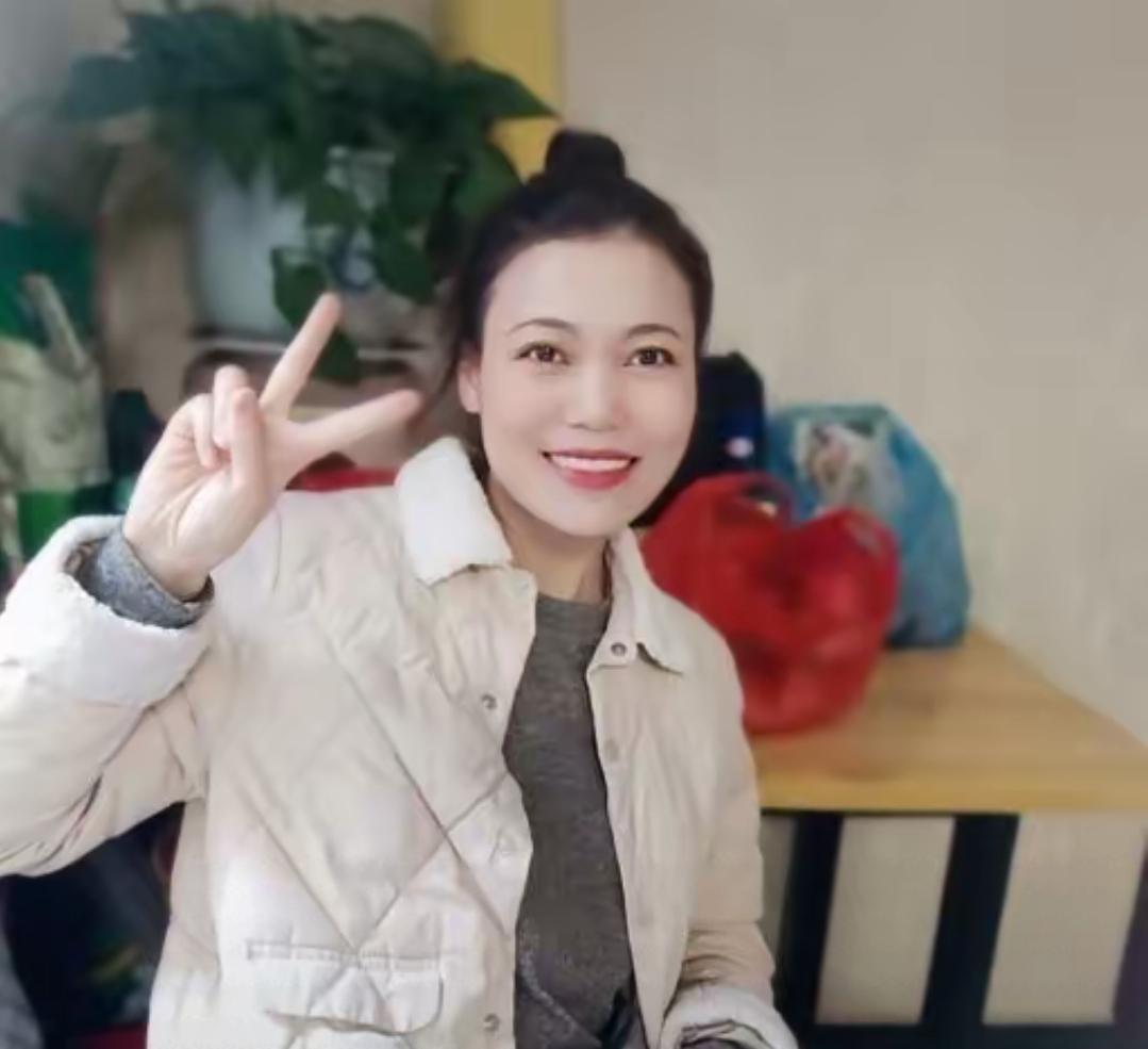 西安女护士被害案开庭啦，这事儿真是让人痛心疾首！31岁的董文卉，就因为想和男友师