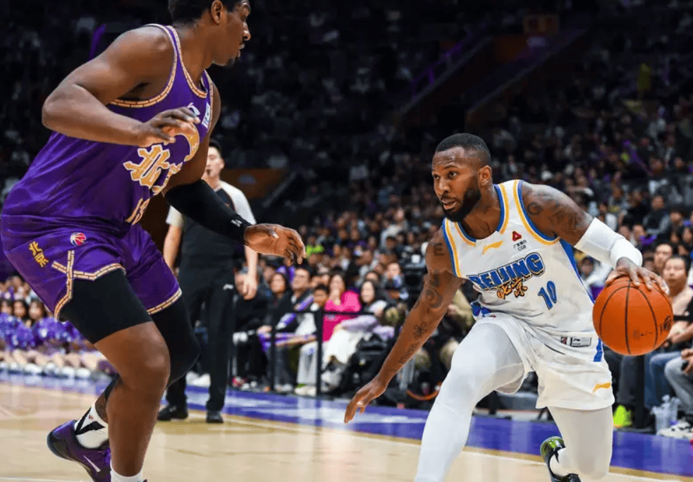 单节19分！杰曼全场18投11中，三分7中3砍下28分5篮板5助攻