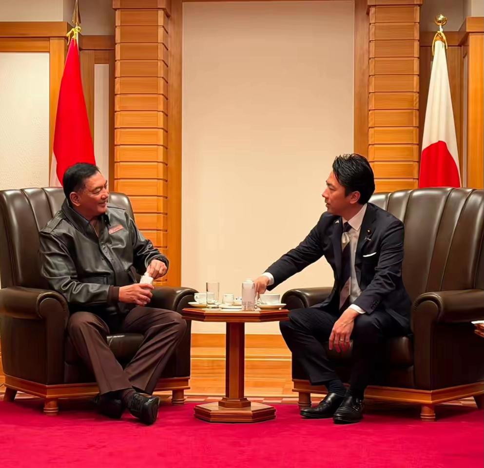 印度尼西亚会上当吗？
据日本共同网报道， 2026年的6月5日日本防卫大臣小泉进