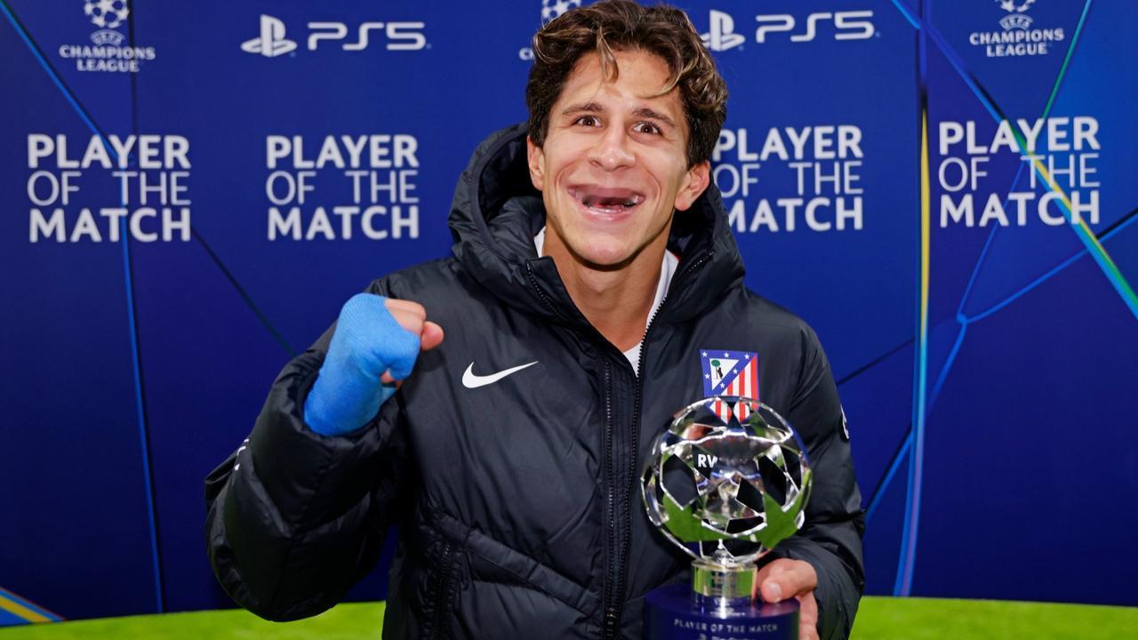 罗马诺报道，朱利亚诺·西蒙尼即将与马德里竞技队续约至2030年6月。
22岁的小