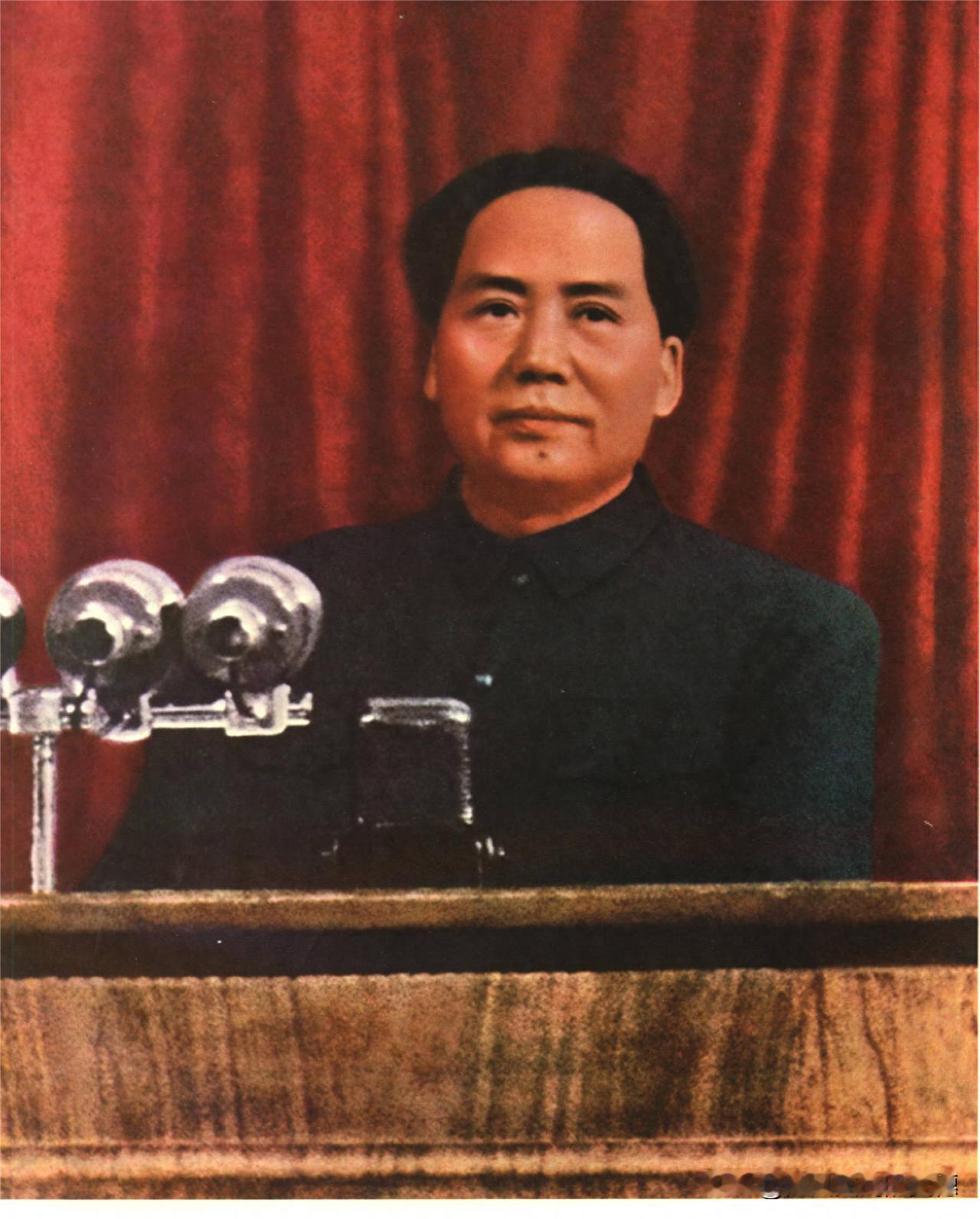 胡乔木说：很多人说毛主席晚年会发动文革是因为巩固他的权力，但仔细想想，以他当时的