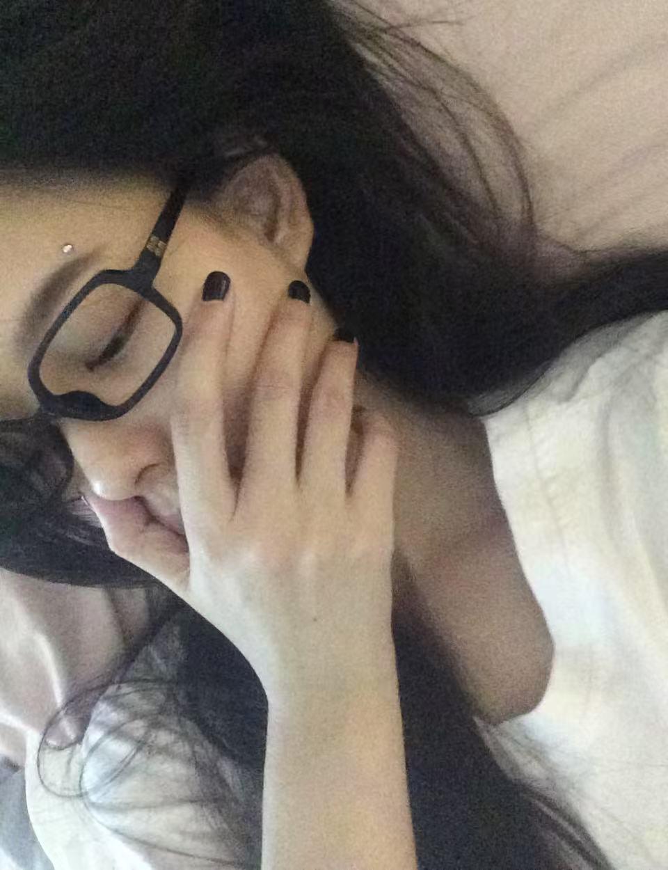 你说长痛不如短痛 我说短痛如鲠在喉 长痛细水流长