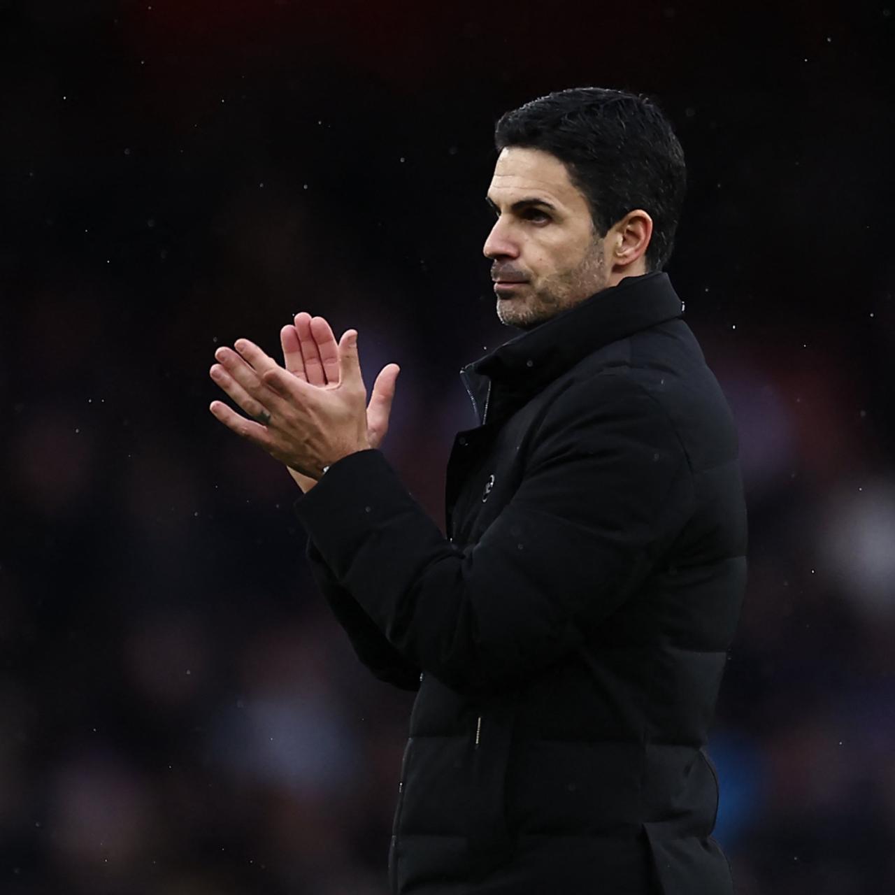 【哲凯赖什需要时间】对阵埃弗顿的赛前，阿尔特塔谈哲凯赖什加盟阿森纳后的这几个月?