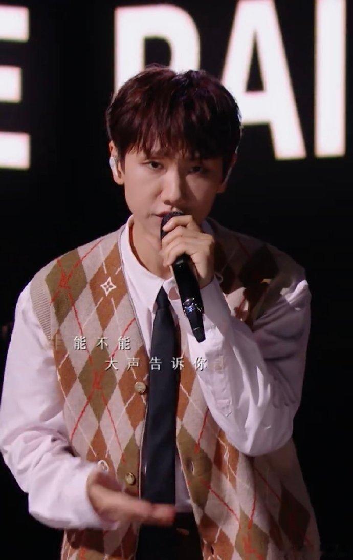 华流音乐的情感共鸣！汪苏泷一开口，就想重温《难哄》～ 