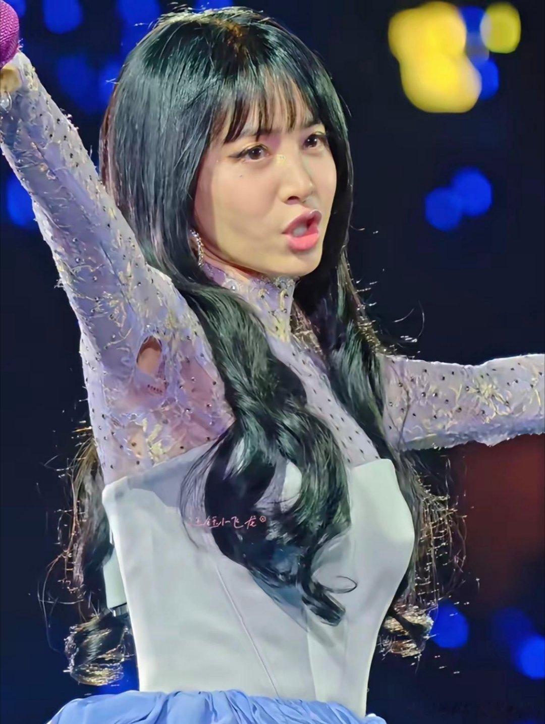 蔡依林这个不老女神也老了蔡依林可以变老，也可以发福。但是我真的接受不了，她在演唱