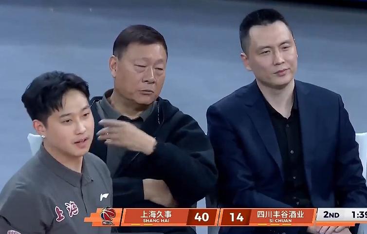 开场29：2！上海88：52四川，张镇麟5中0不敢投篮，古德温20分！

12月