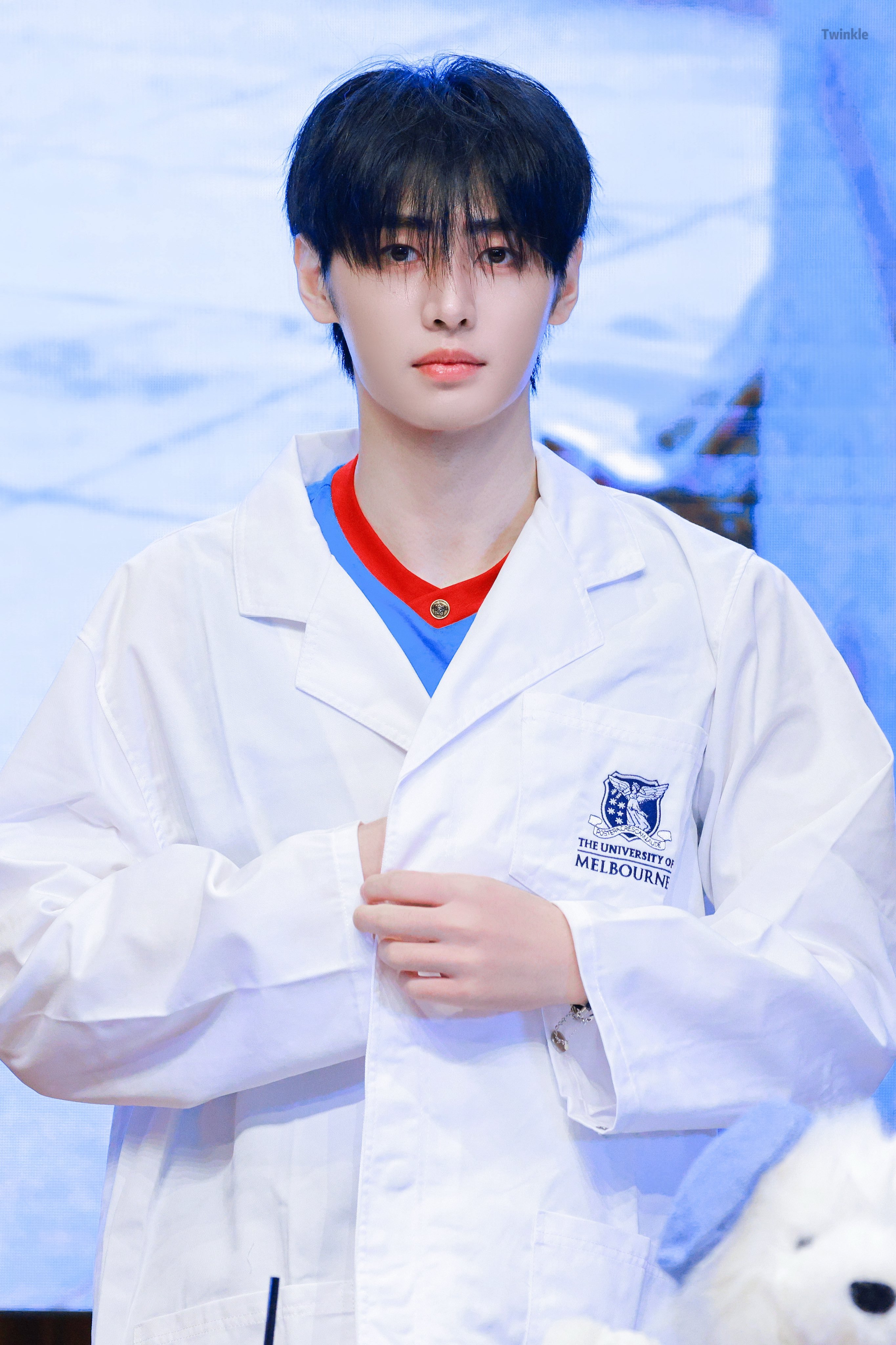 朴成训[超话]  260829 AM线下签售墨大白袍🥼/Twinkle_021