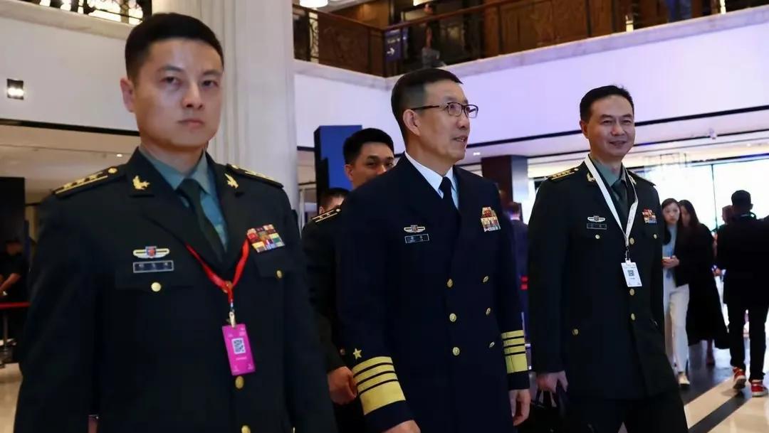 [太阳]被中代表现场驱逐，美日晚宴传话，赫格塞斯断言：一个时代已结束。

202