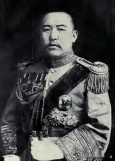北洋35个师师长名单


34师  袁祖铭  陆军上将  黔军总司令

袁祖铭（