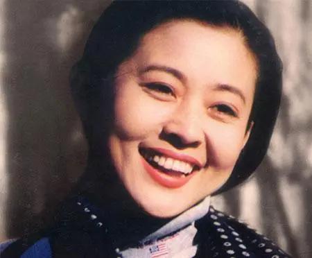 央视原主持人倪萍，刘芳菲，董卿，周涛，王小丫，气质李思思，等她们的气质都非常好