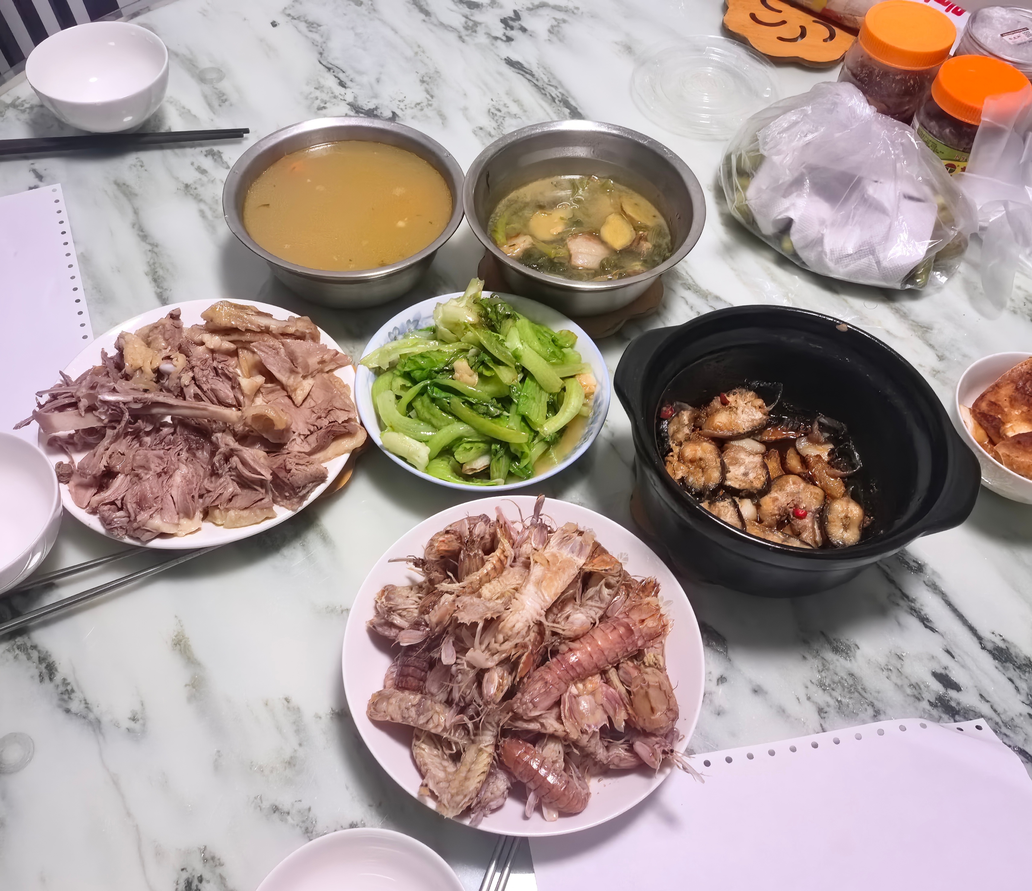 看到美食大赛就能想到每次节假日回家，最最最期待的就是妈妈的饭菜了毕竟家的感觉就是