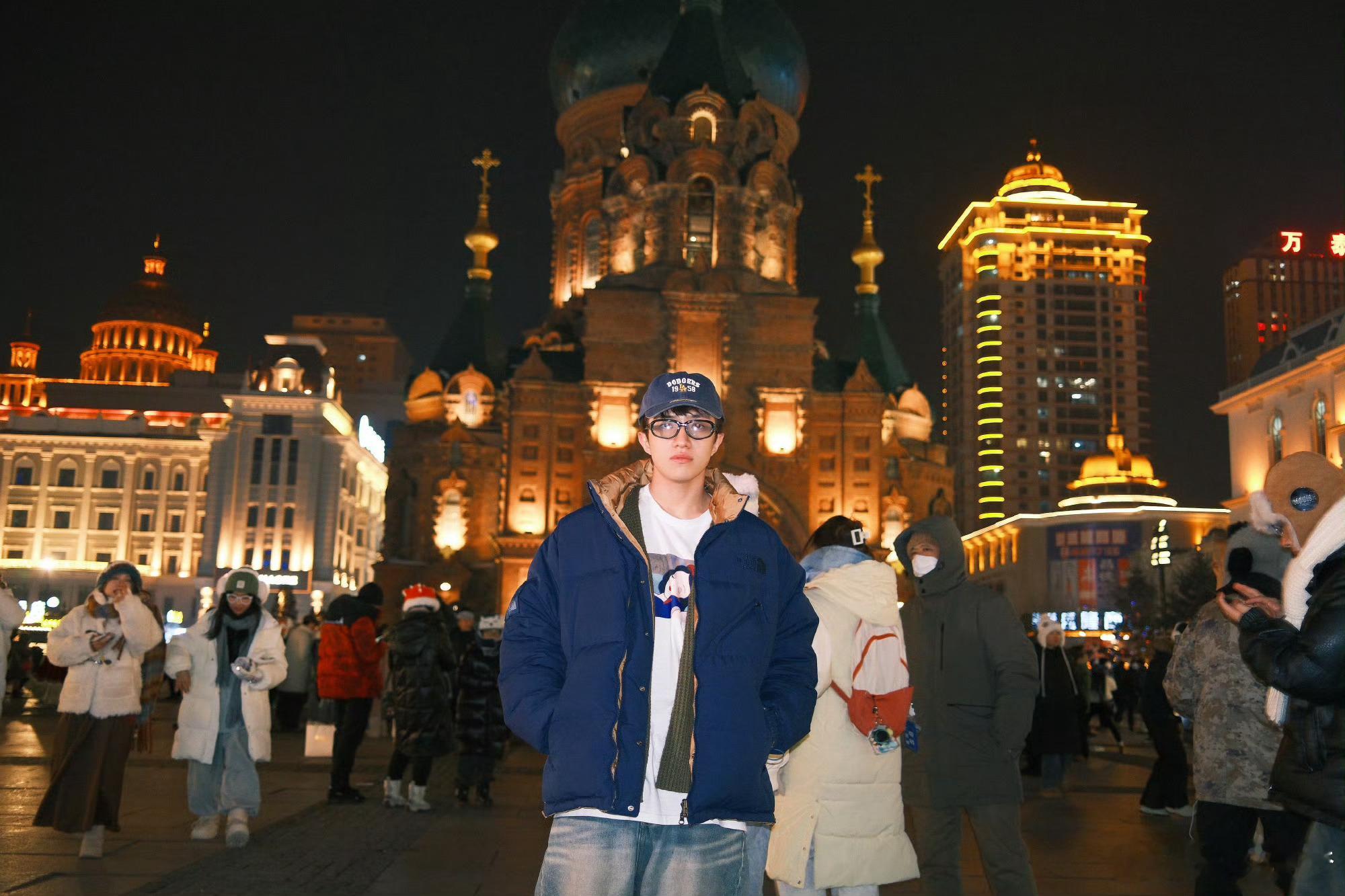 王一珩丸一哼寄来了明信片 玩的开心，玩的开心 