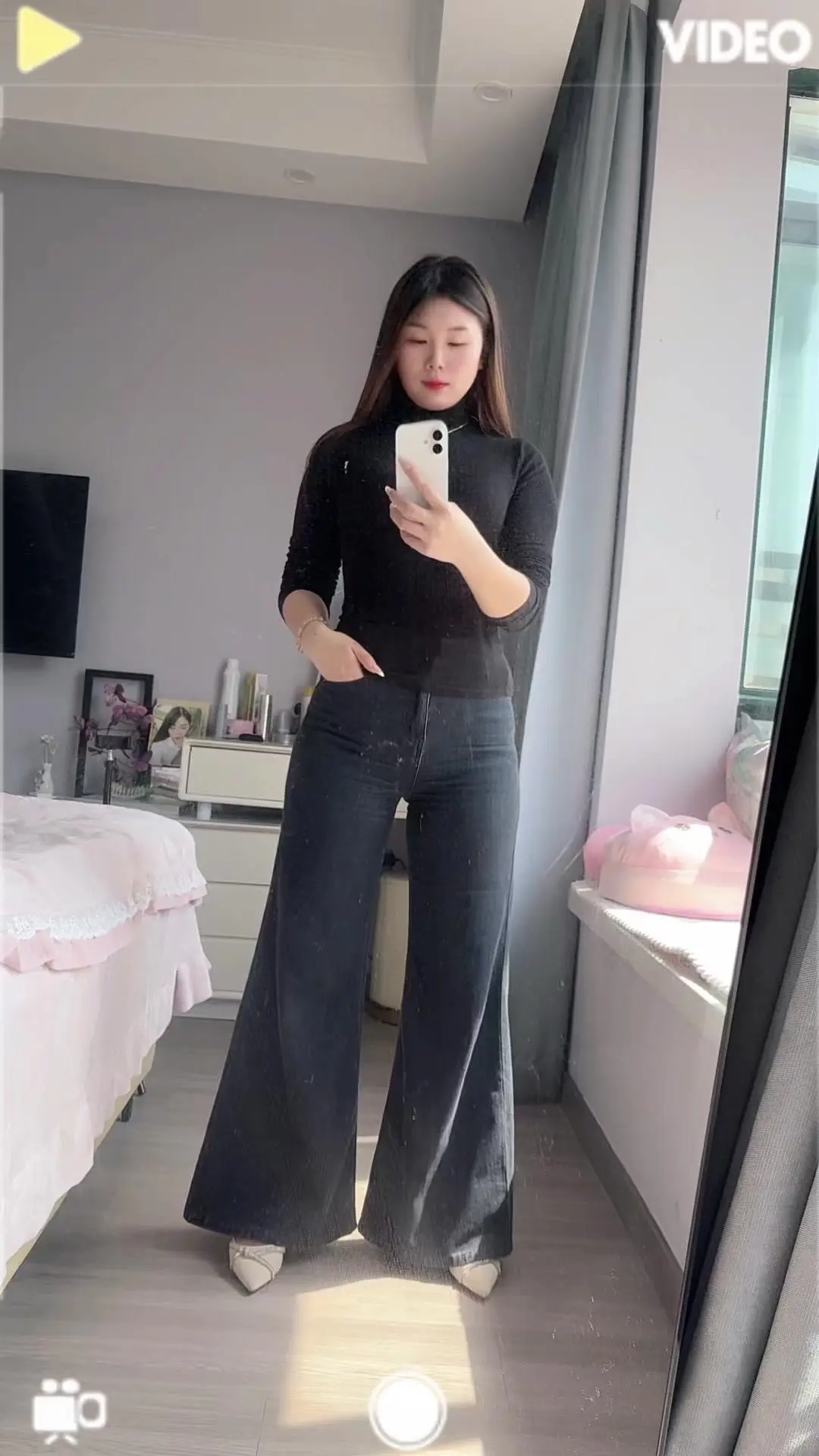 梨形身材微胖小个子穿搭。梨形身材+微胖+小个子，穿搭真的要找对思路！分...