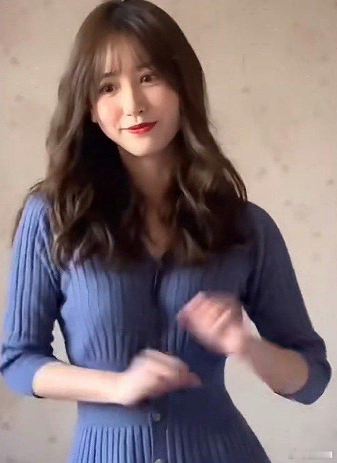 一栗小莎子儿子才2岁 一栗小莎子儿子才2岁，天呢 就说才记得她的小孩刚生没多久…