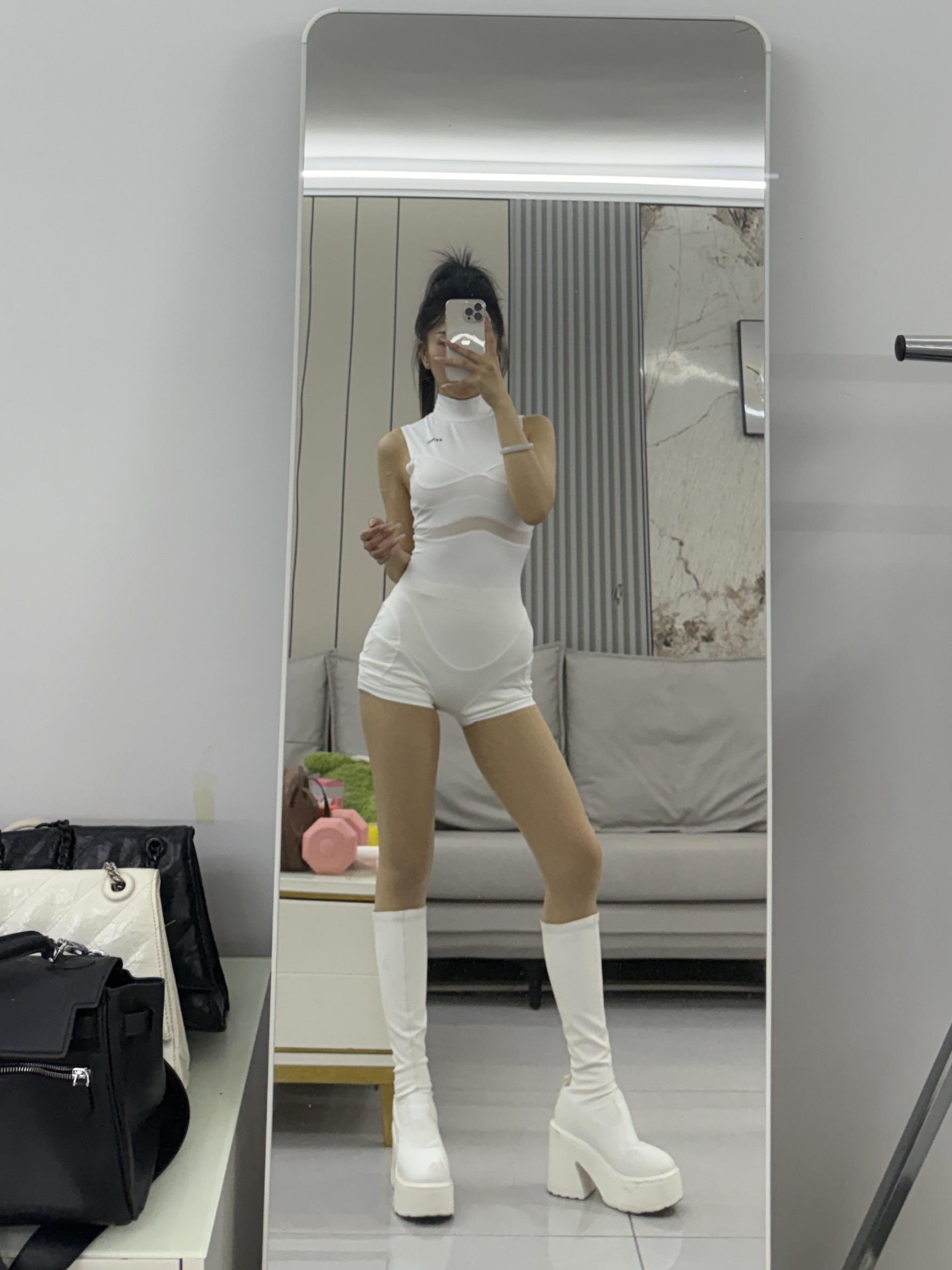 没滤镜又黄黑皮了～