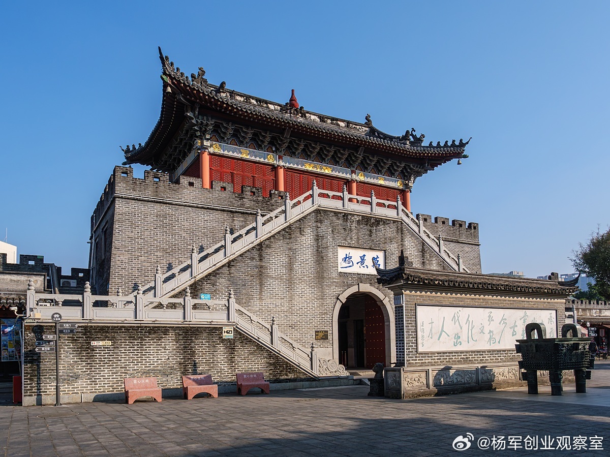 我给内地企业家讲课，他们根本从来没找VC融过资最多只是找银行贷过款，企业发展其实