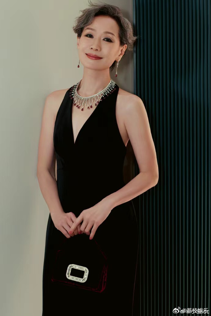 叶童出演虽然不能同时拥有一切特别出演叶童 《虽然不能同时拥有一切》官宣，叶童特别