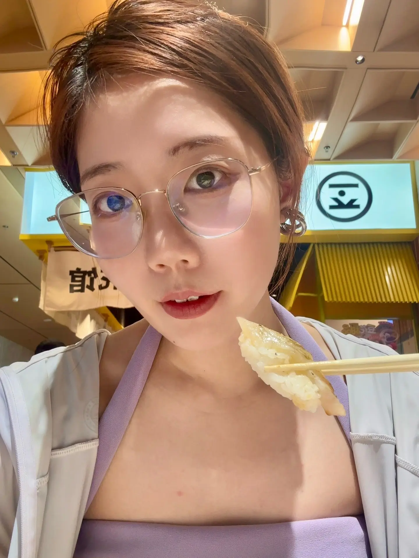 吃漂亮sushi         他家主打omakase，点的11贯握...