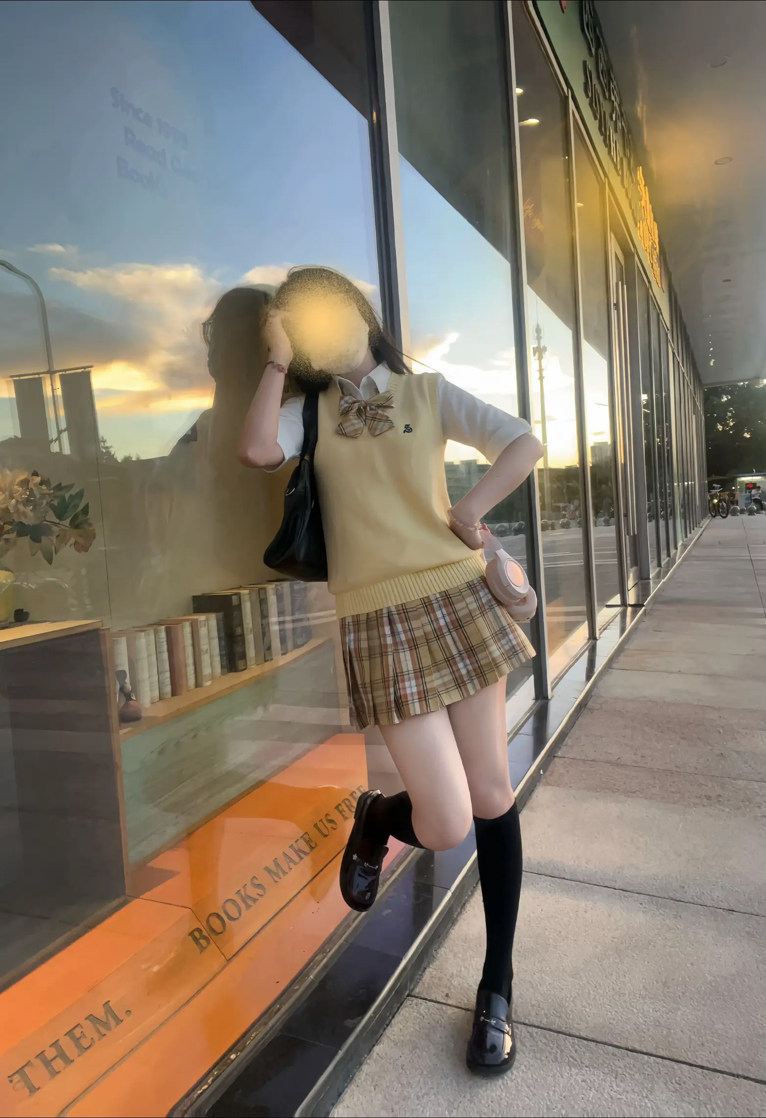 人活着发自己的光就行。今天穿什么 jk日常