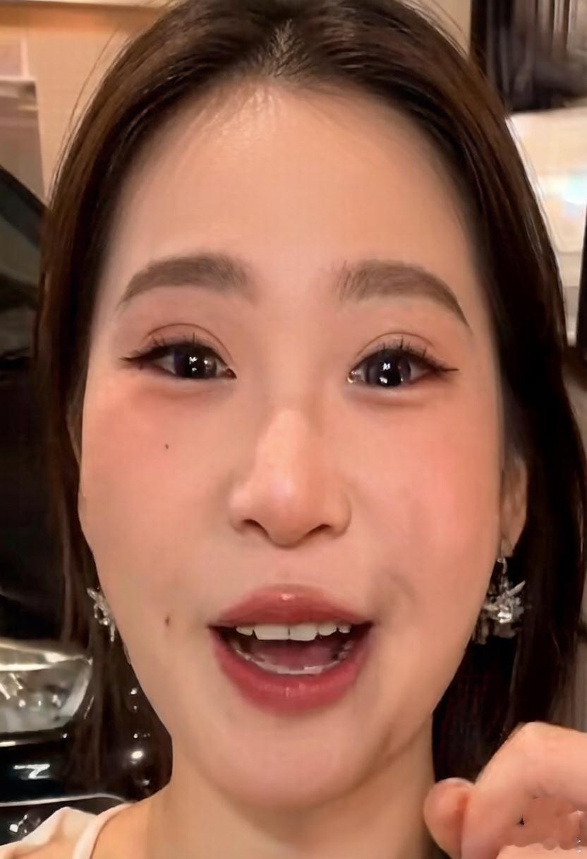 女生攒到10万怕被嘲笑网友全是鼓励  太懂这种快乐了！北京一28岁女生晒出自己人
