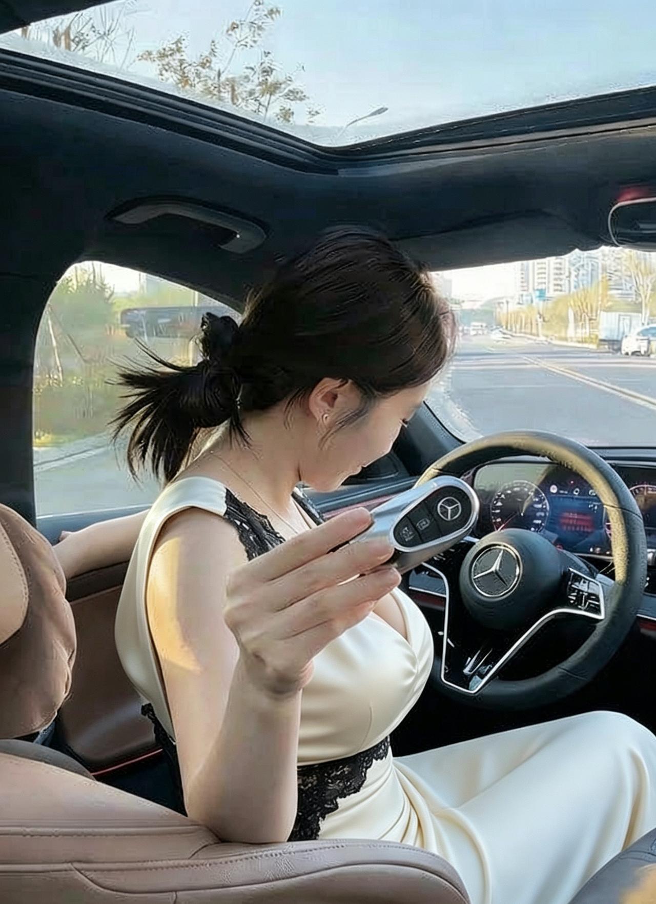 在你心目中,什么是女人的优雅?