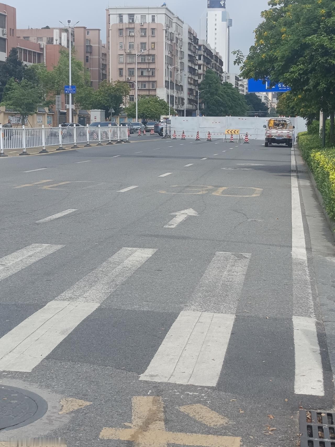 我在黄塘东路
发现一个很严重的问题
但不知道怎么说才好






你敢相信吗？